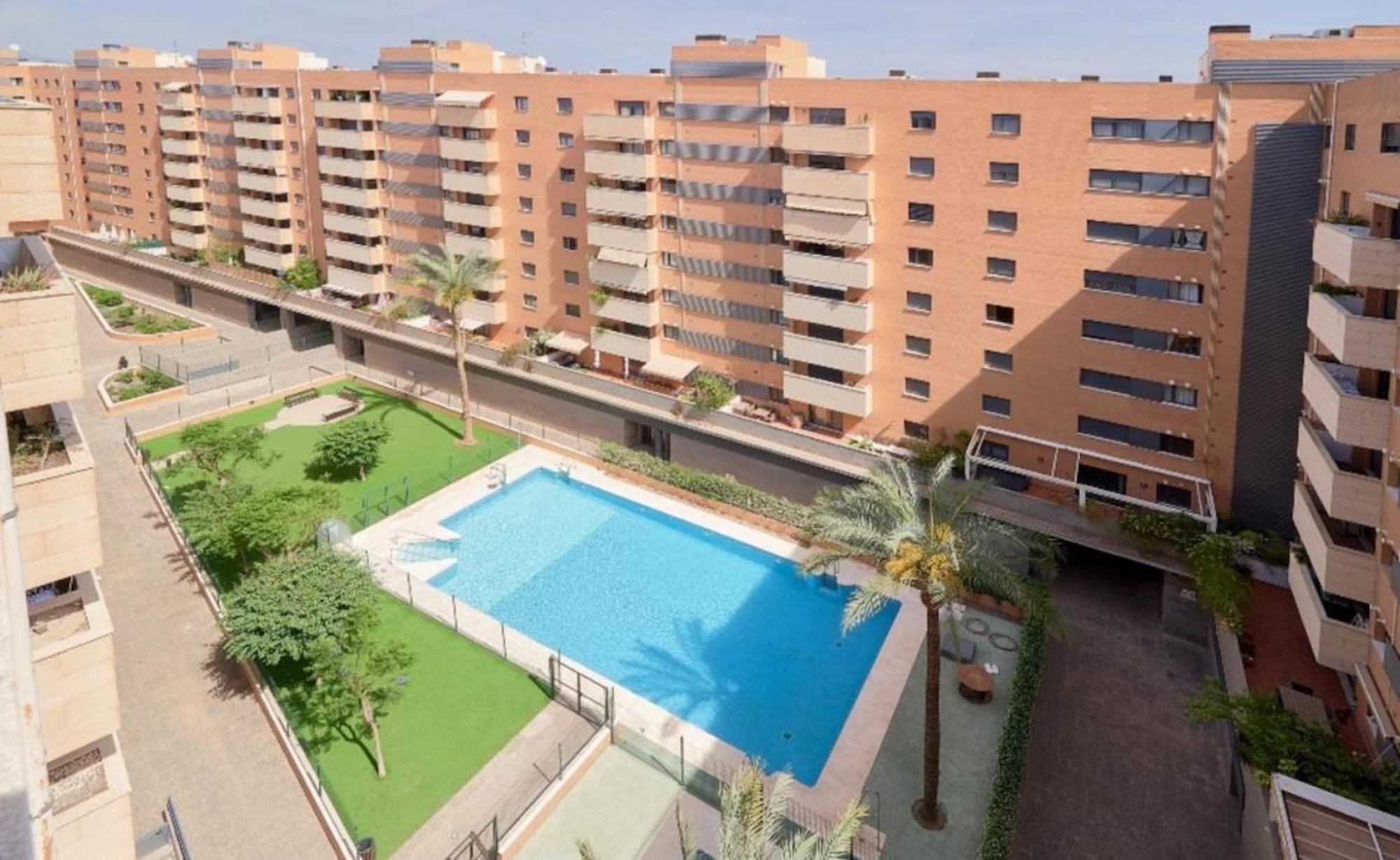Holidays2Malaga Heroe De Sostoa Con Piscina Junto Estacion Ave Y Playa Eksteriør bilde