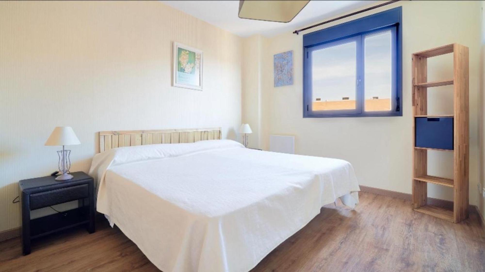 Holidays2Malaga Heroe De Sostoa Con Piscina Junto Estacion Ave Y Playa Eksteriør bilde